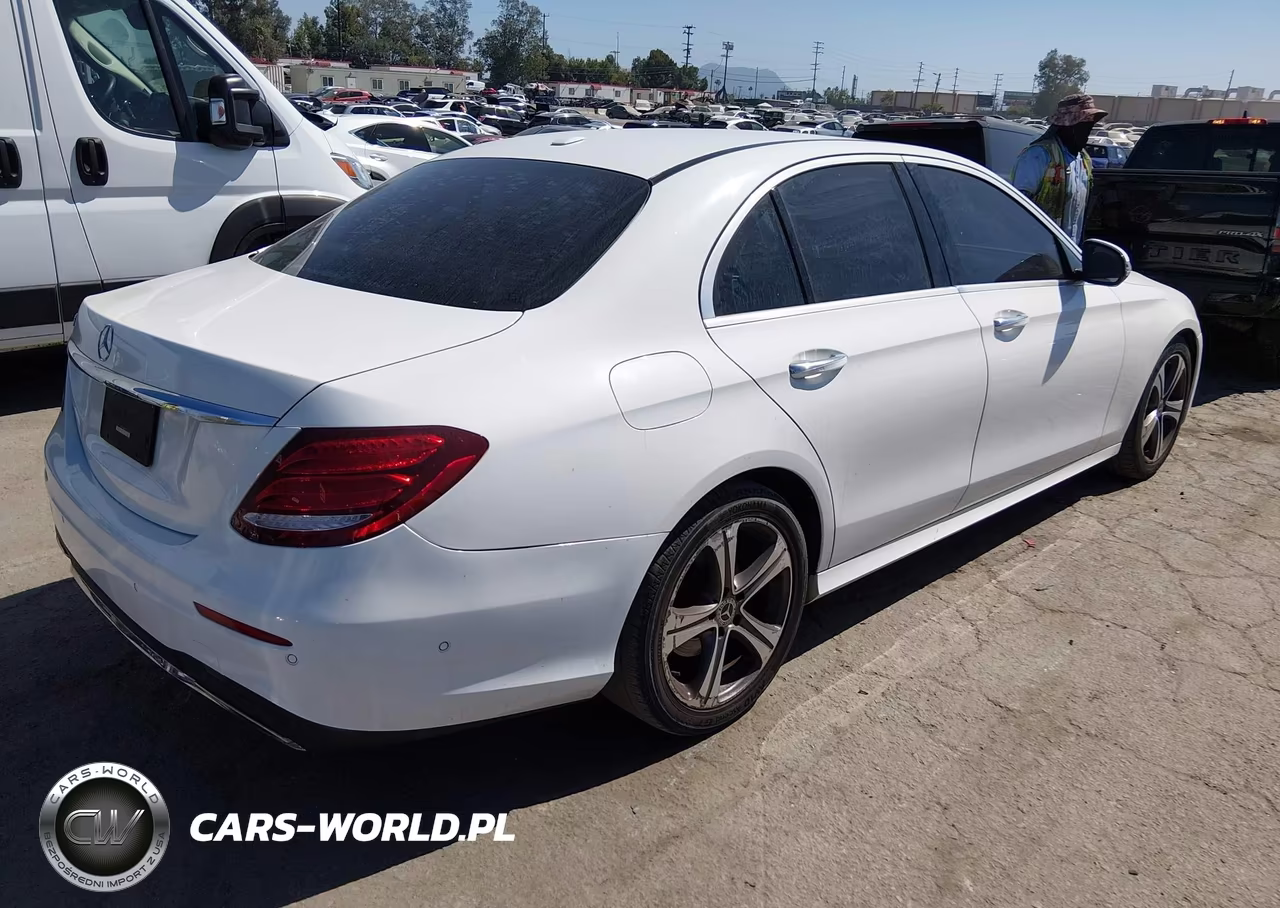 2018 Mercedes-Benz E 300 VIN:WDDZF4JB8JA390649 - 4