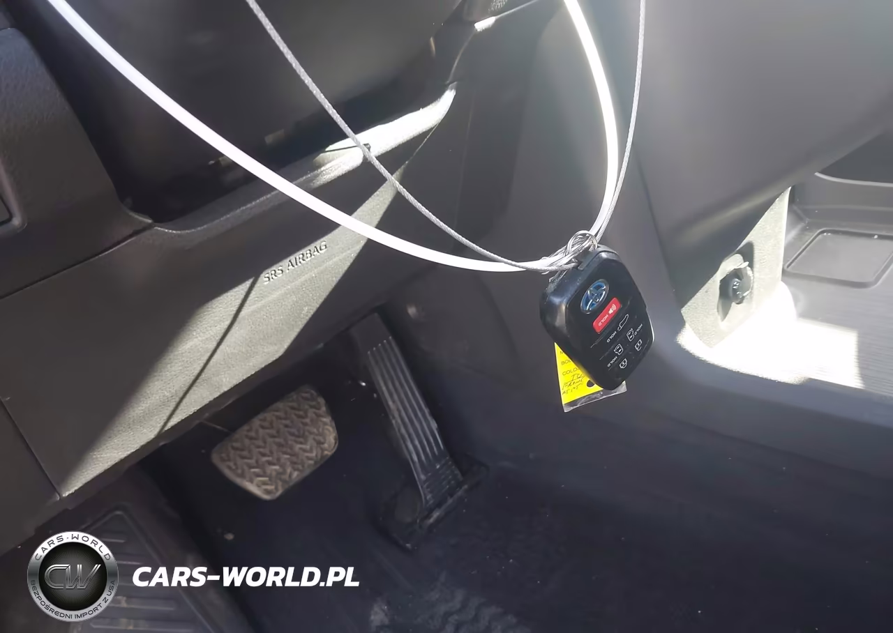2024 Toyota Sienna Platinum VIN:5TDERKEC0RS194551 - 11