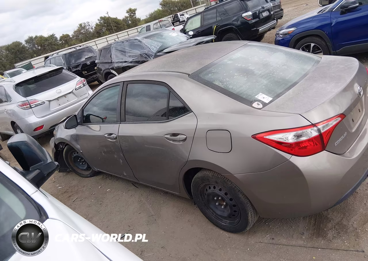 2015 Toyota Corolla Le VIN:5YFBURHE3FP348858 - 14