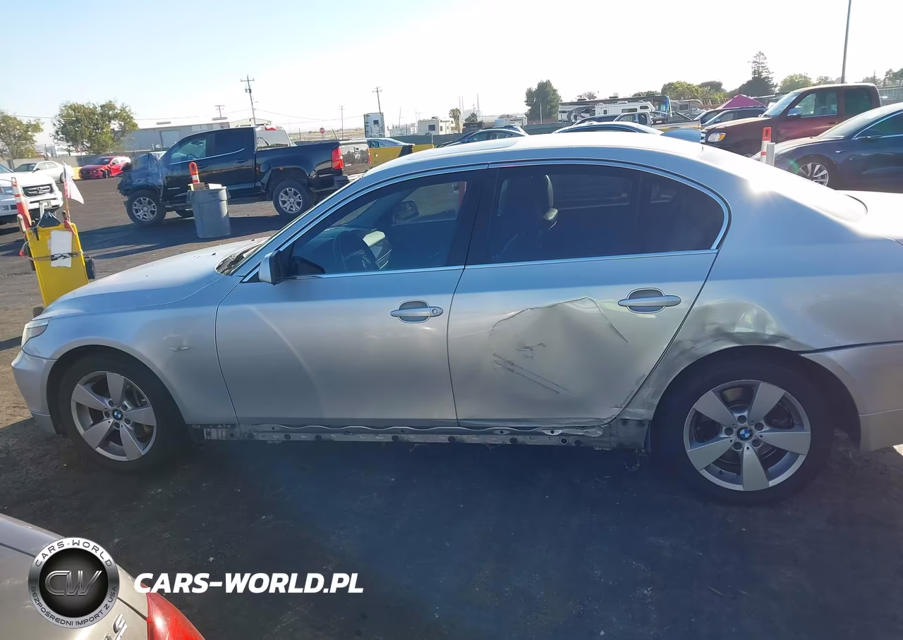 2006 BMW 530Xi VIN:WBANF73556CG67142 - 15