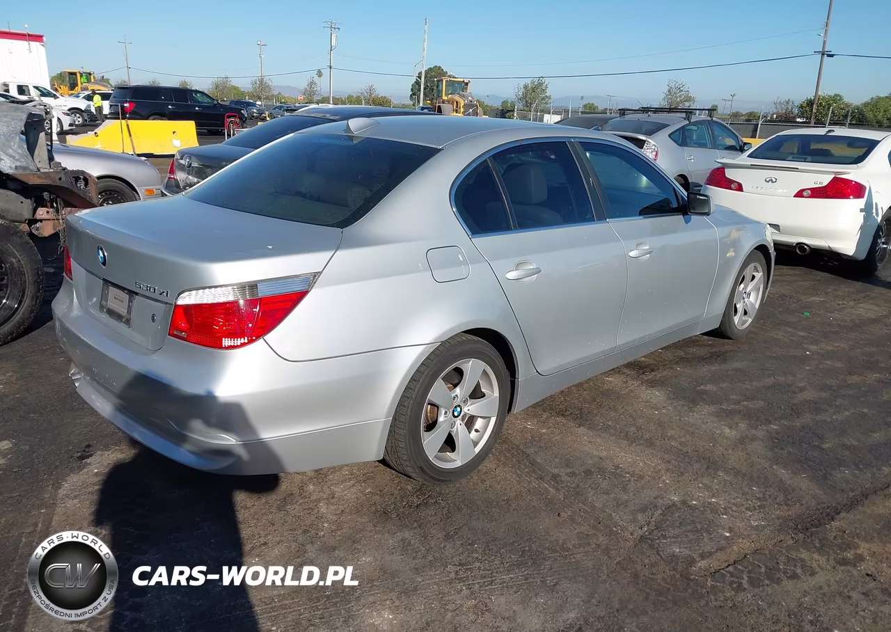 2006 BMW 530Xi VIN:WBANF73556CG67142 - 4