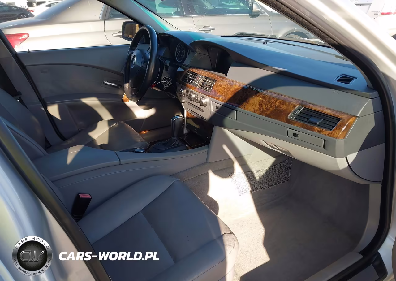 2006 BMW 530Xi VIN:WBANF73556CG67142 - 5