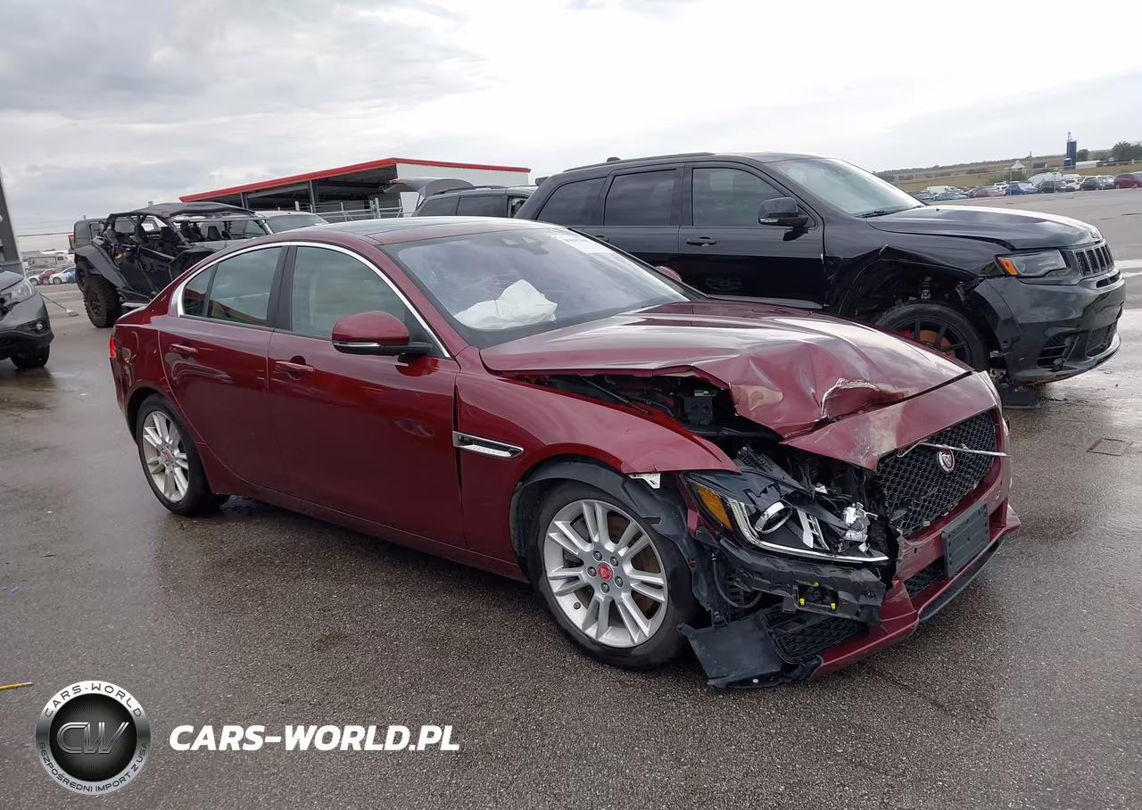 2017 Jaguar Xe 25T Premium VIN:SAJAD4BG3HA974797 - 13