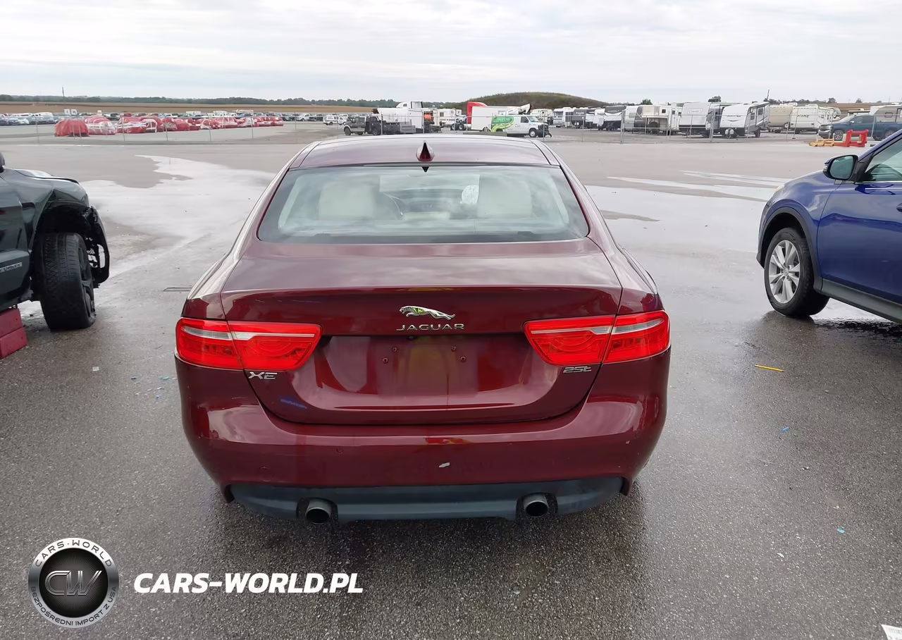 2017 Jaguar Xe 25T Premium VIN:SAJAD4BG3HA974797 - 16