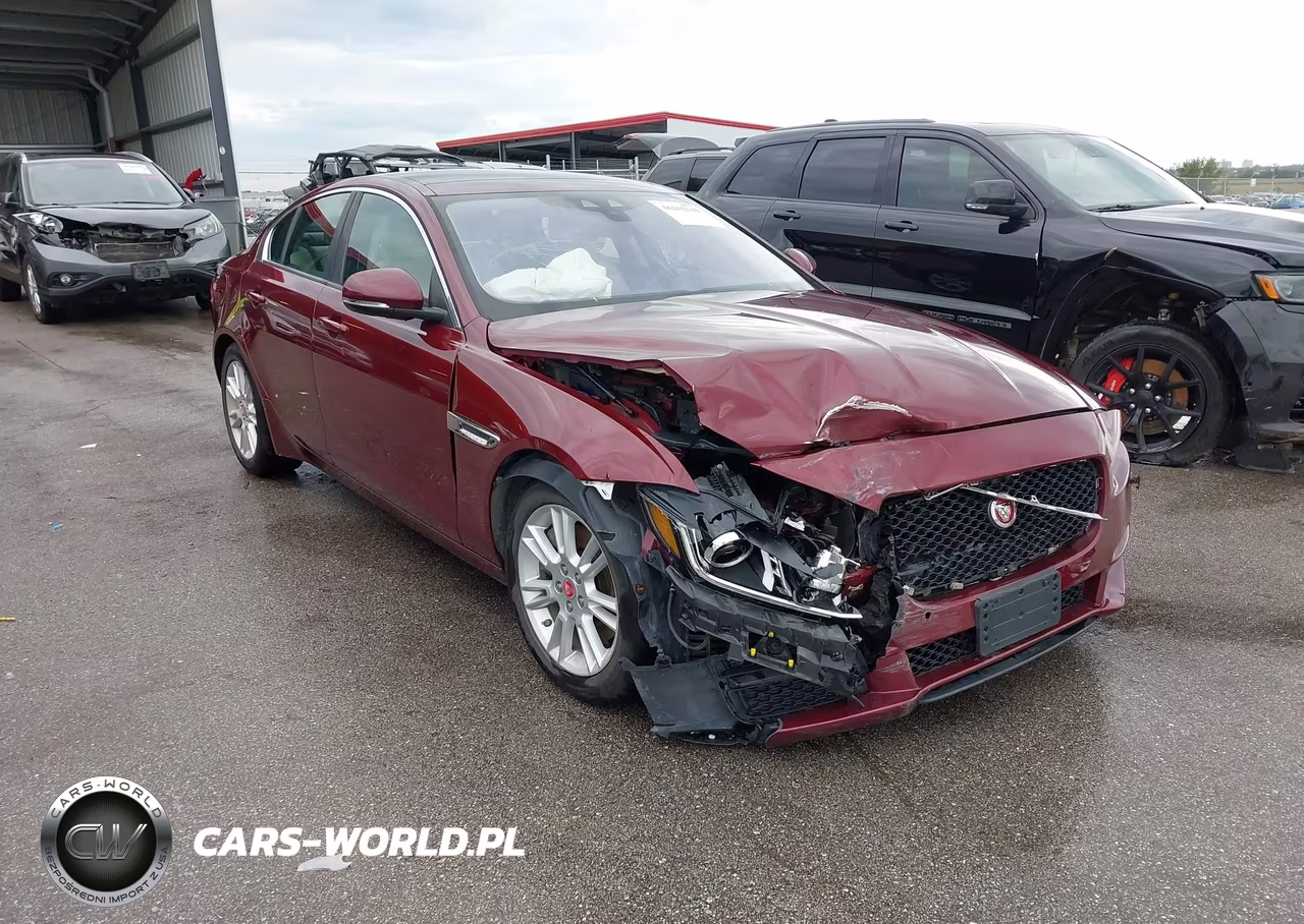 2017 Jaguar Xe 25T Premium VIN:SAJAD4BG3HA974797 - 6