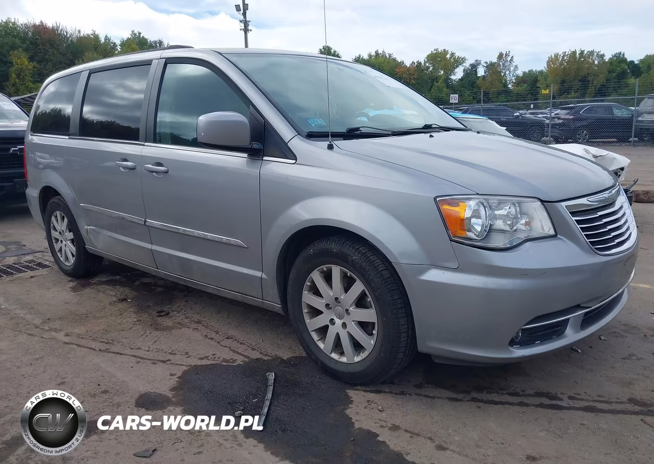 2015 Chrysler Town & Country Touring
