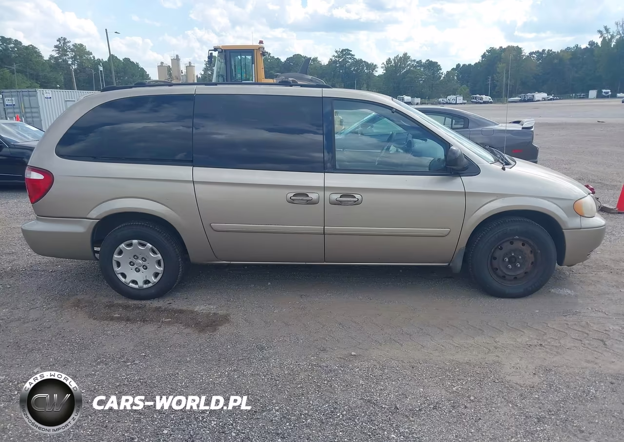 2004 Chrysler Town & Country Lx VIN:2C4GP44R04R504537 - 13