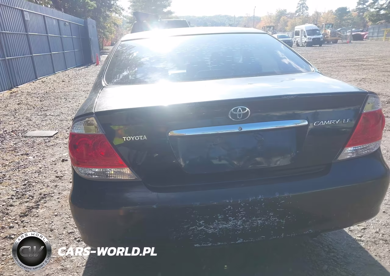 2006 Toyota Camry Le VIN:4T1BE32K16U641634 - 16