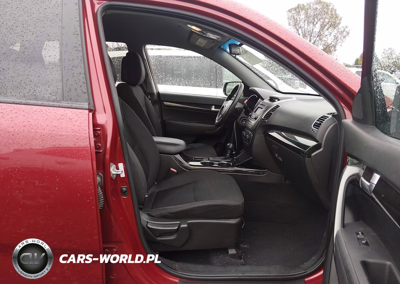 2014 Kia Sorento Lx VIN:5XYKT4A63EG428558 - 5