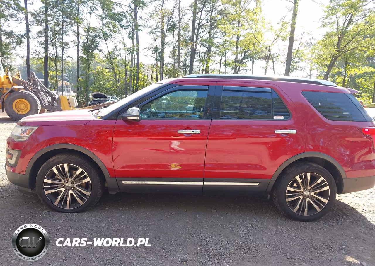 2017 Ford Explorer Platinum VIN:1FM5K8HTXHGA96988 - 14