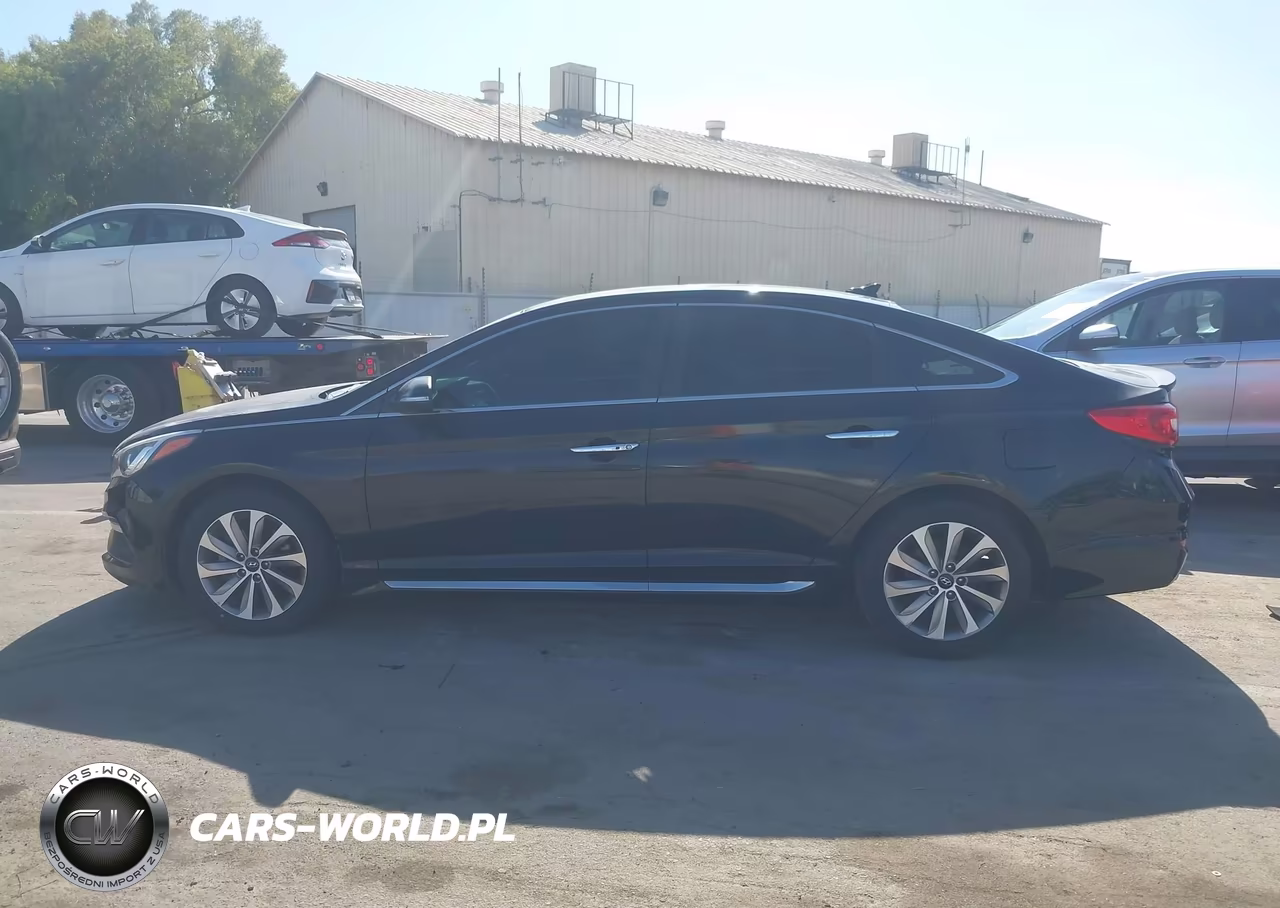 2016 Hyundai Sonata Sport VIN:5NPE34AF6GH379767 - 14