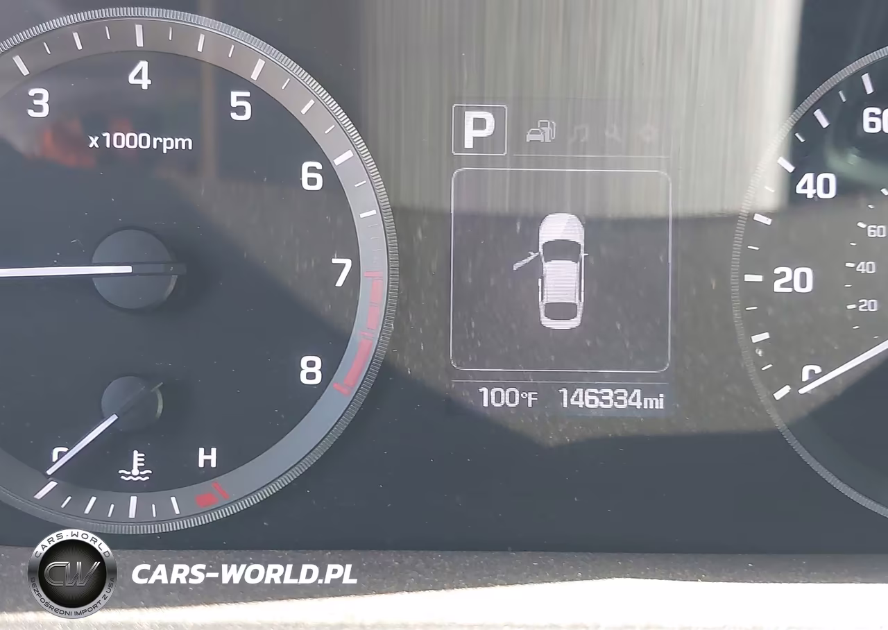 2016 Hyundai Sonata Sport VIN:5NPE34AF6GH379767 - 15
