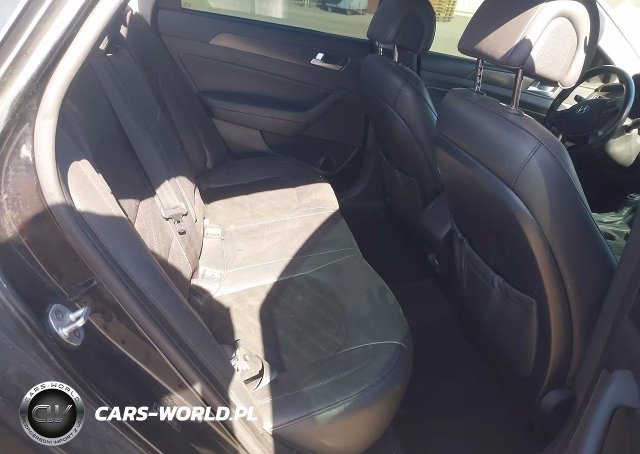 2016 Hyundai Sonata Sport VIN:5NPE34AF6GH379767 - 8