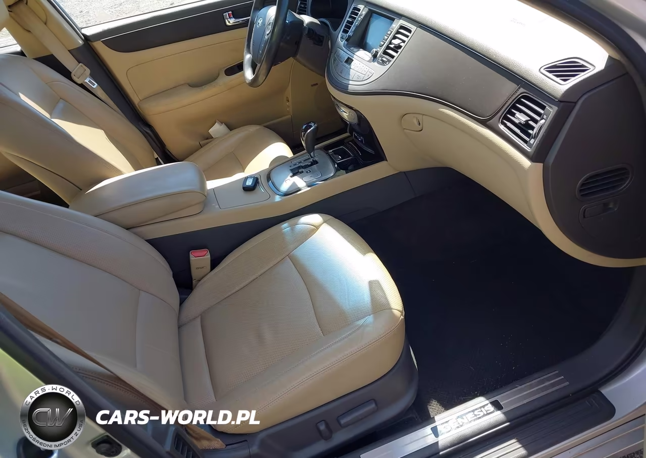 2010 Hyundai Genesis 4.6 VIN:KMHGC4DF3AU098250 - 5