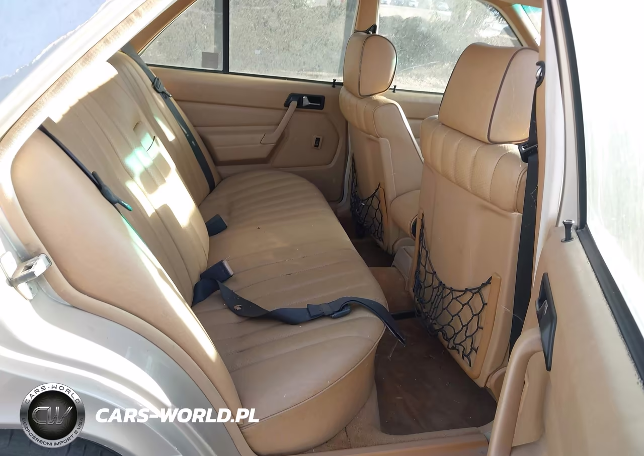 1988 Mercedes-Benz 190 E 2.3 VIN:WDBDA28DXJF508426 - 8