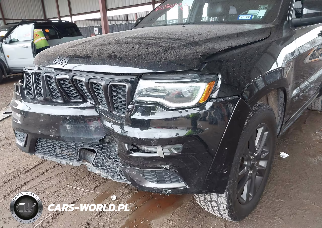 2018 Jeep Grand Cherokee High Altitude 4X4 VIN:1C4RJFCG2JC172143 - 6