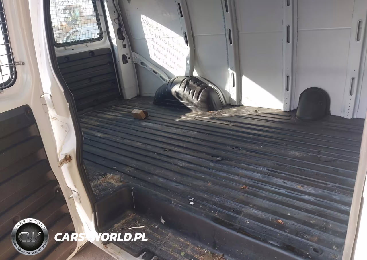2008 Chevrolet Express Work Van VIN:1GCGG25C381226435 - 8