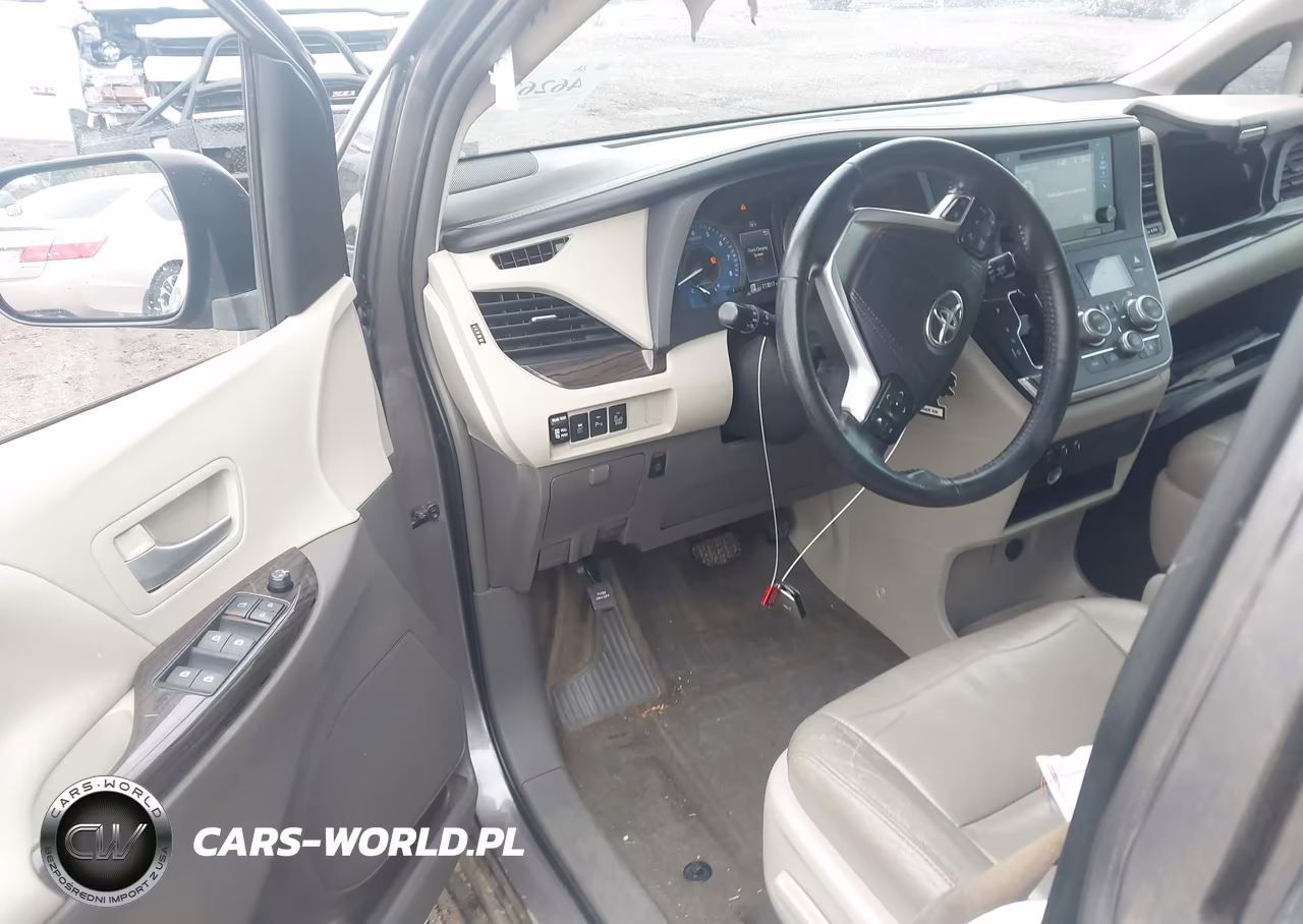 2015 Toyota Sienna Xle 8 Passenger VIN:5TDYK3DC1FS588287 - 18
