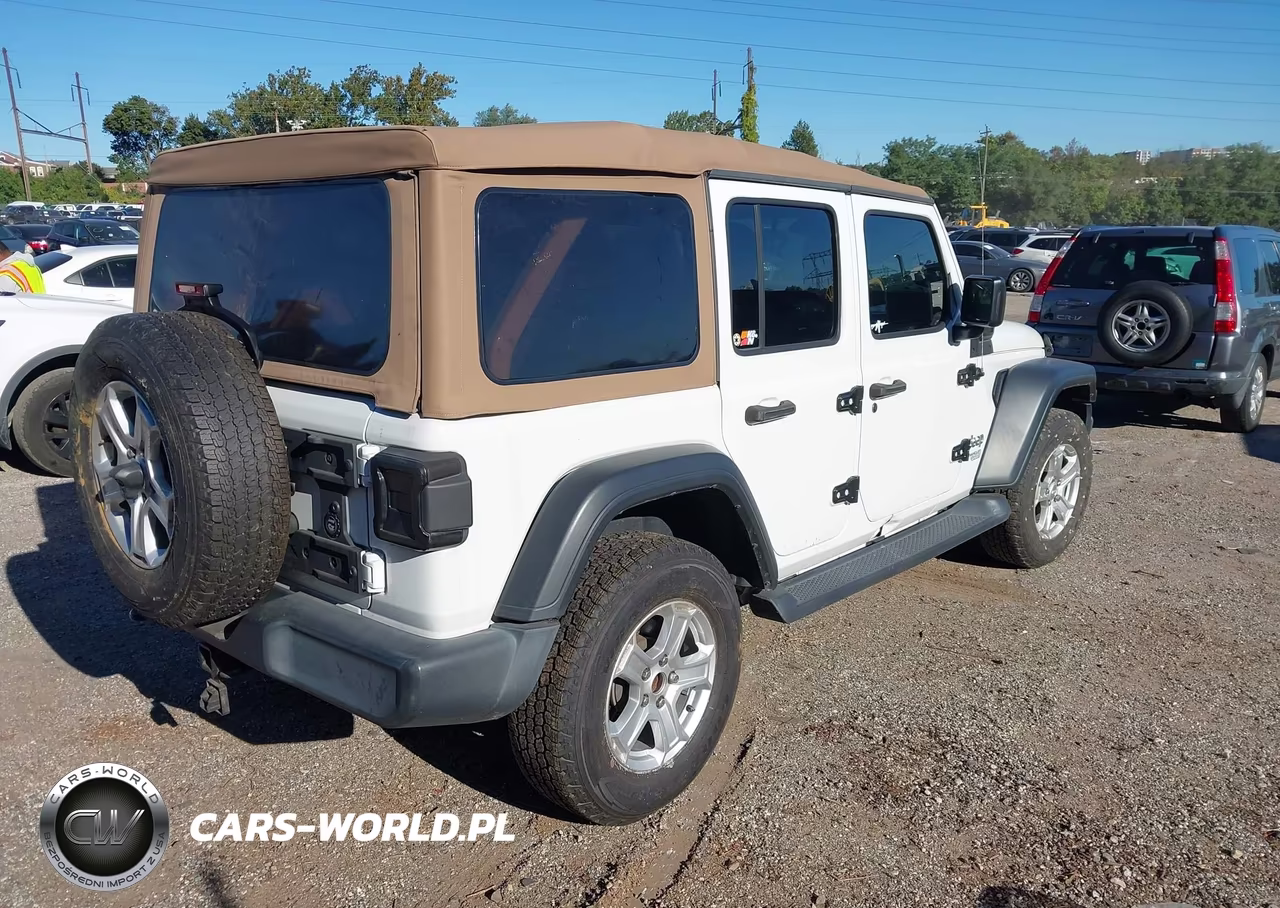 2019 Jeep Wrangler Unlimited Sport S 4X4 VIN:1C4HJXDG6KW677506 - 4