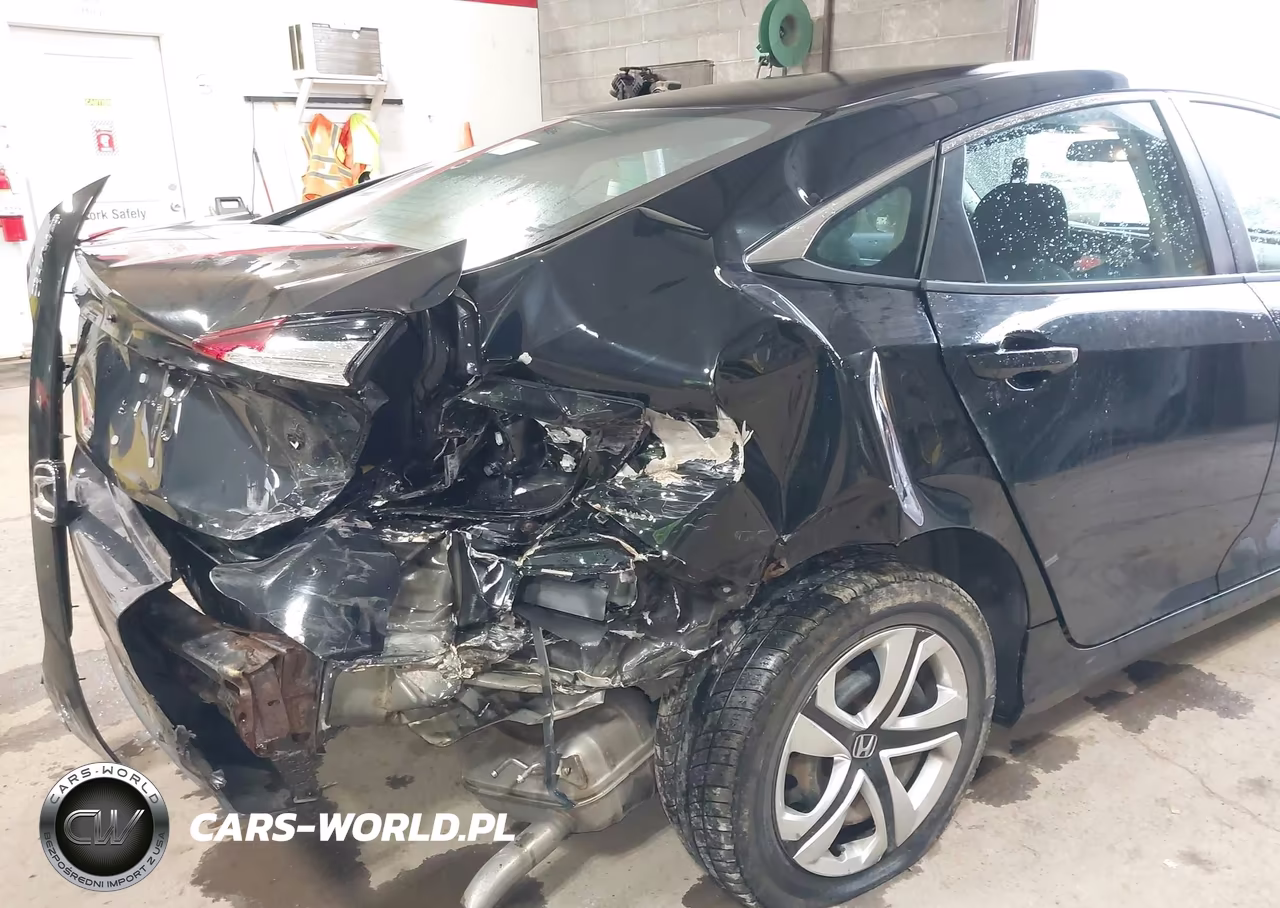 2018 Honda Civic Lx VIN:19XFC2F55JE200686 - 6