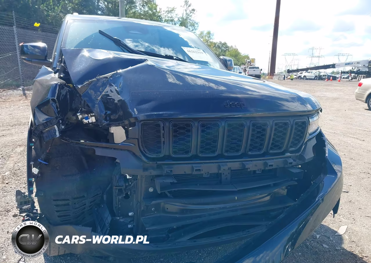 2024 Jeep Grand Cherokee Altitude 4X4 VIN:1C4RJHAG5RC201161 - 6
