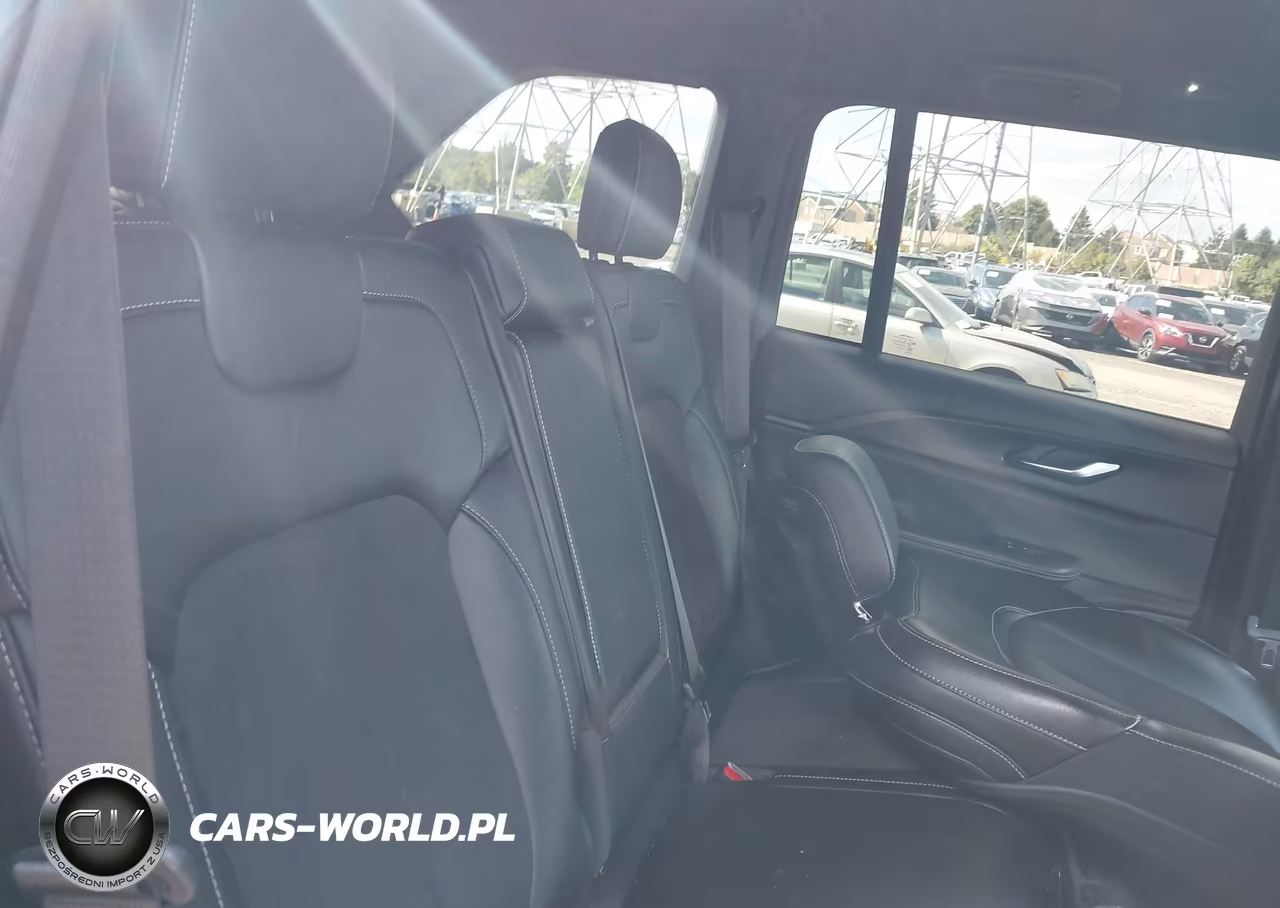 2024 Jeep Grand Cherokee Altitude 4X4 VIN:1C4RJHAG5RC201161 - 8