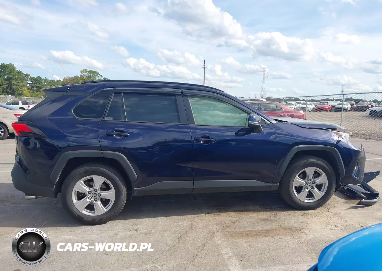 2020 Toyota Rav4 Xle VIN:JTMP1RFV3LJ034600 - 14