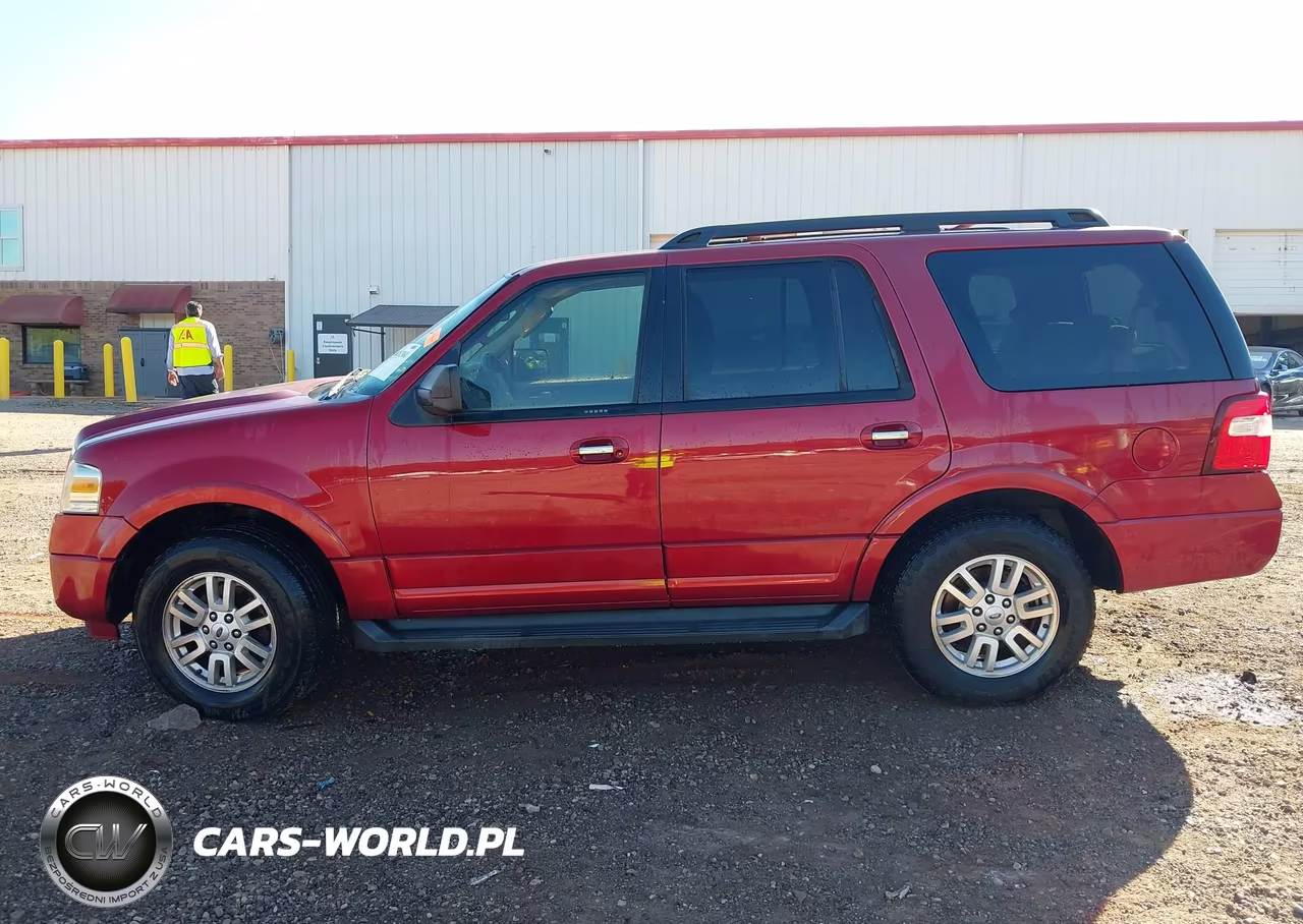 2013 Ford Expedition Xlt VIN:1FMJU1H55DEF65606 - 14