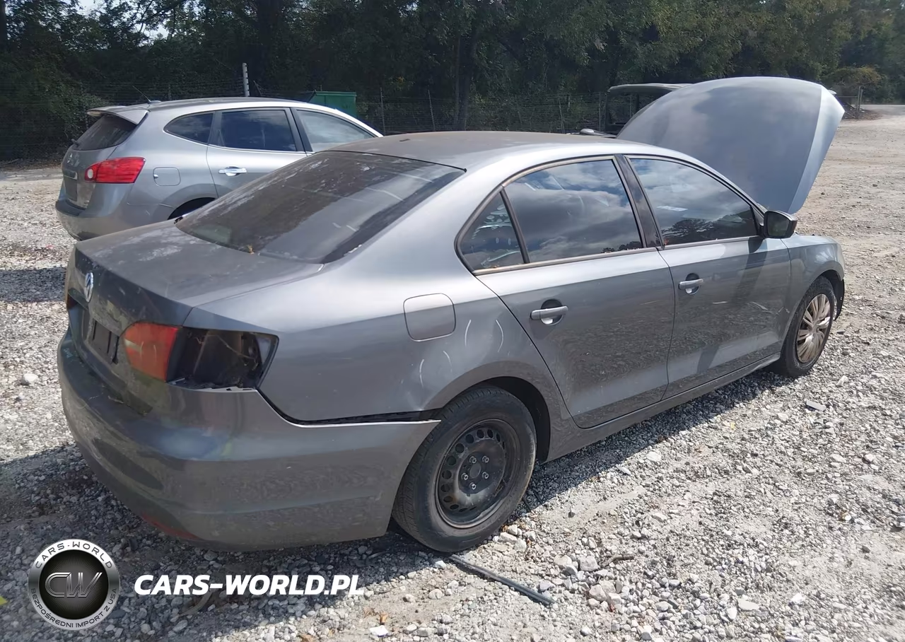 2011 Volkswagen Jetta 2.0L S VIN:3VW2K7AJ6BM095311 - 4