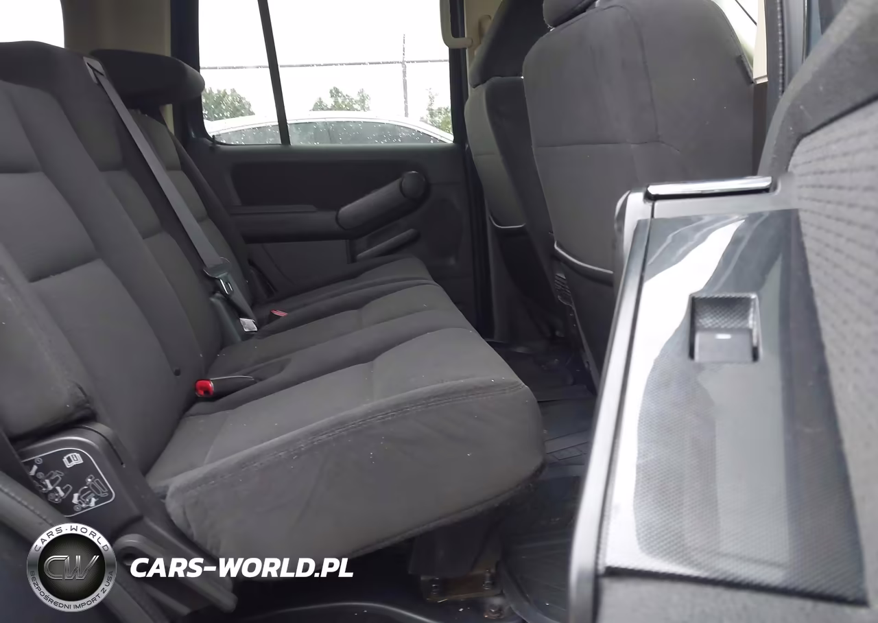2010 Ford Explorer Xlt VIN:1FMEU7DE5AUA77770 - 8
