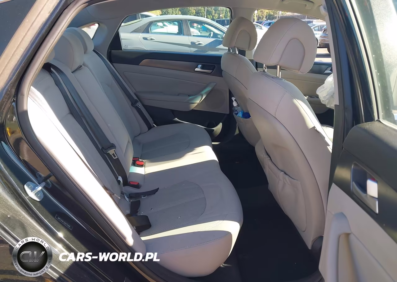 2016 Hyundai Sonata Sport VIN:5NPE34AF2GH275468 - 8