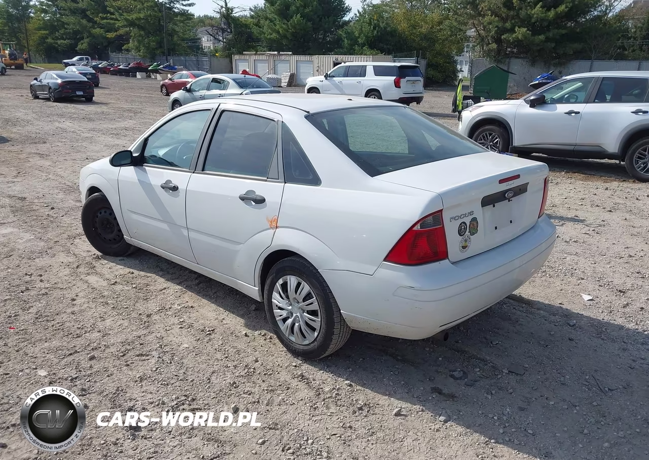 2007 Ford Focus S-Se-Ses VIN:1FAFP34N27W319524 - 3
