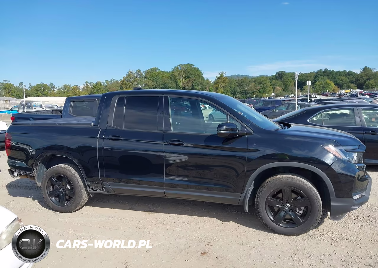 2021 Honda Ridgeline Black Edition VIN:5FPYK3F81MB010529 - 13