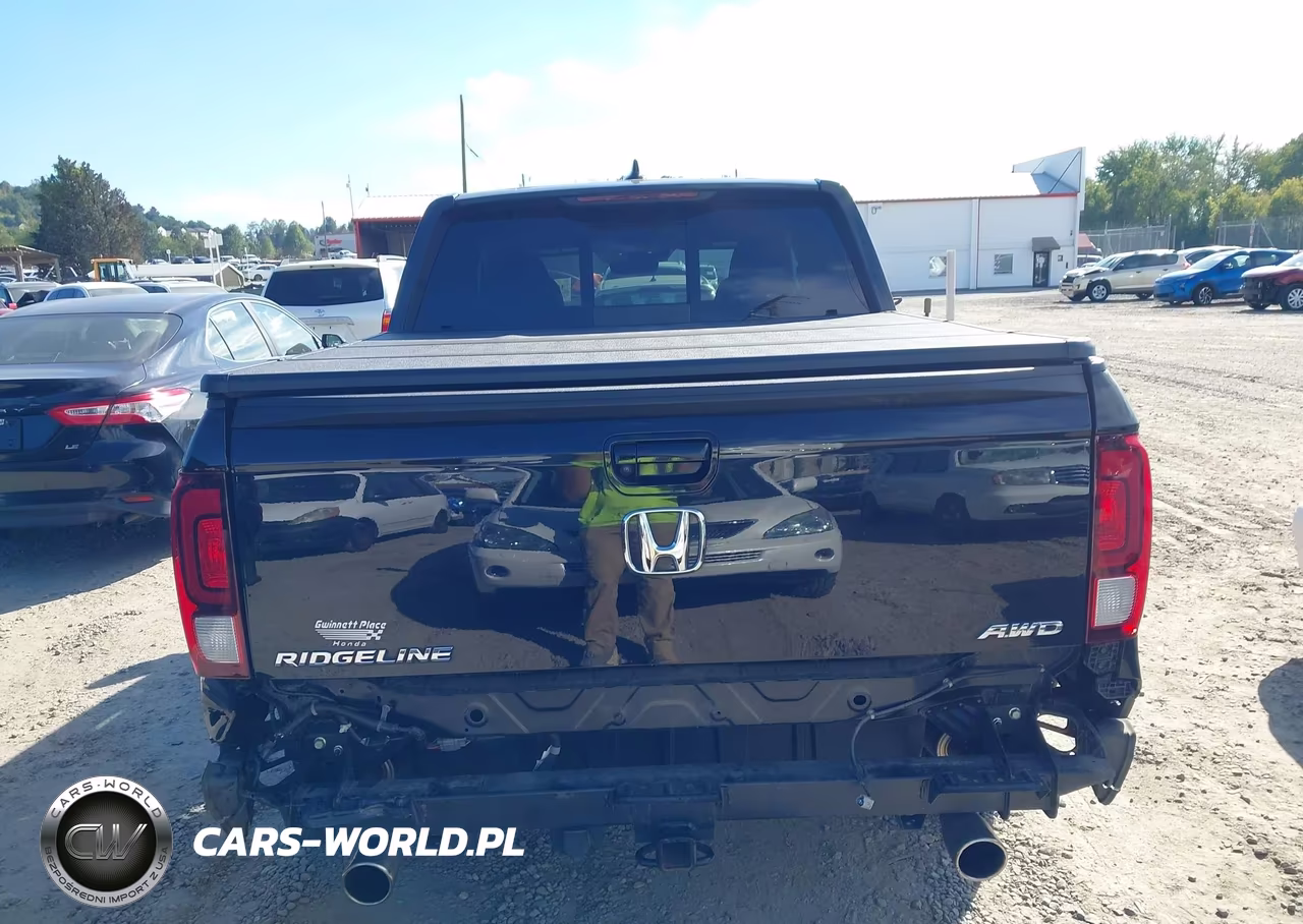 2021 Honda Ridgeline Black Edition VIN:5FPYK3F81MB010529 - 16