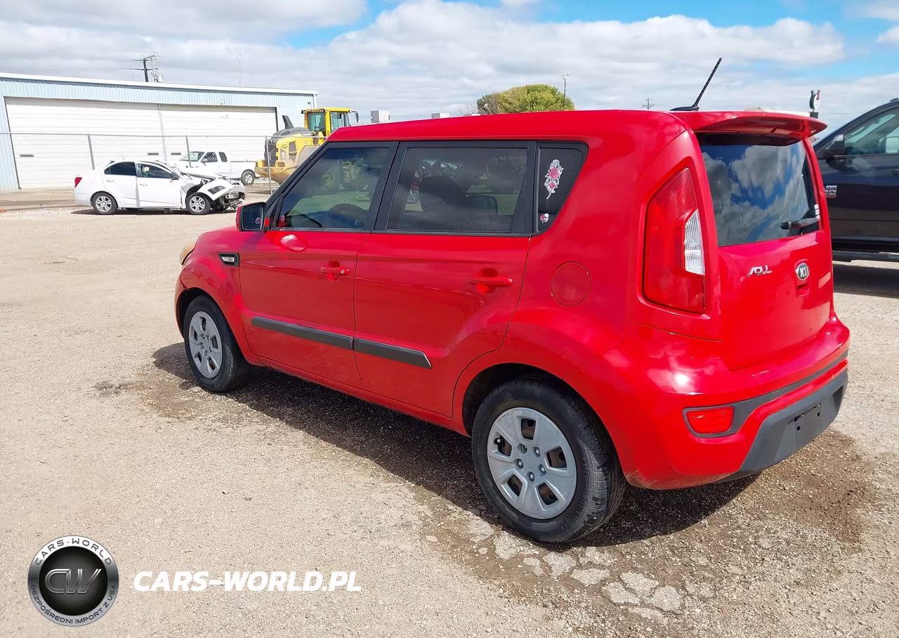 2013 Kia Soul VIN:KNDJT2A56D7604859 - 3