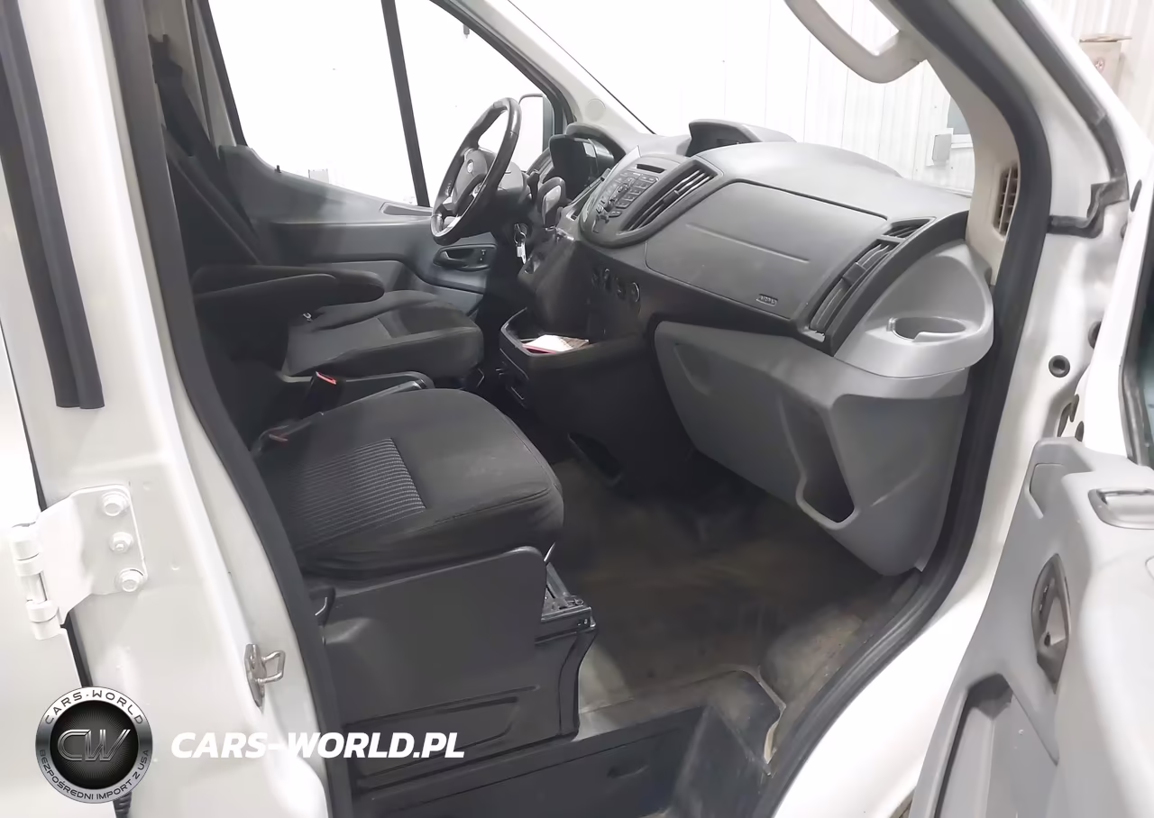 2017 Ford Transit-250 VIN:1FTYR1ZM3HKB35994 - 5