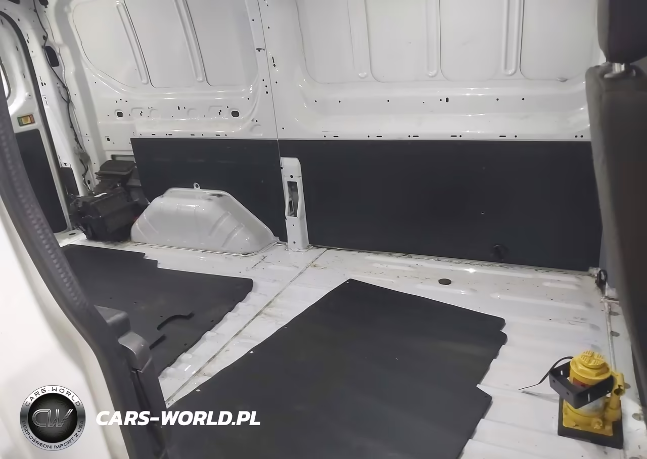 2017 Ford Transit-250 VIN:1FTYR1ZM3HKB35994 - 8
