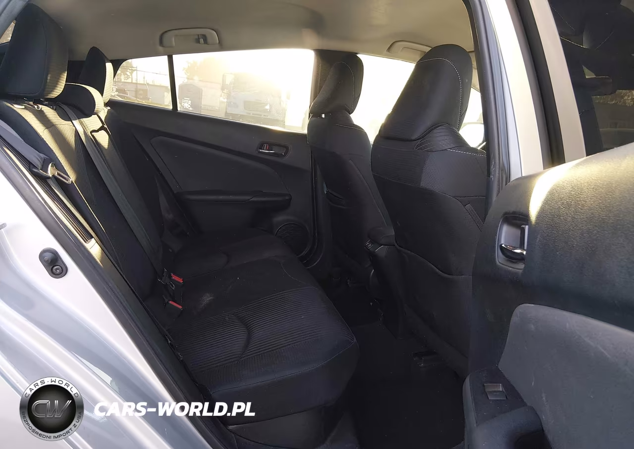 2021 Toyota Prius Prime Le VIN:JTDKAMFP0M3188783 - 8