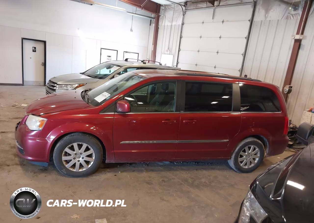 2014 Chrysler Town & Country Touring VIN:2C4RC1BG0ER231783 - 14