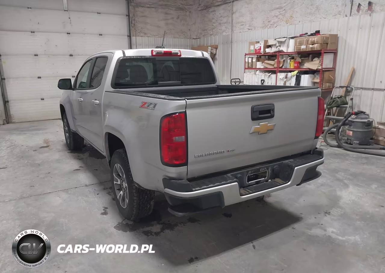 2017 Chevrolet Colorado Z71 VIN:1GCGTDEN1H1265596 - 3