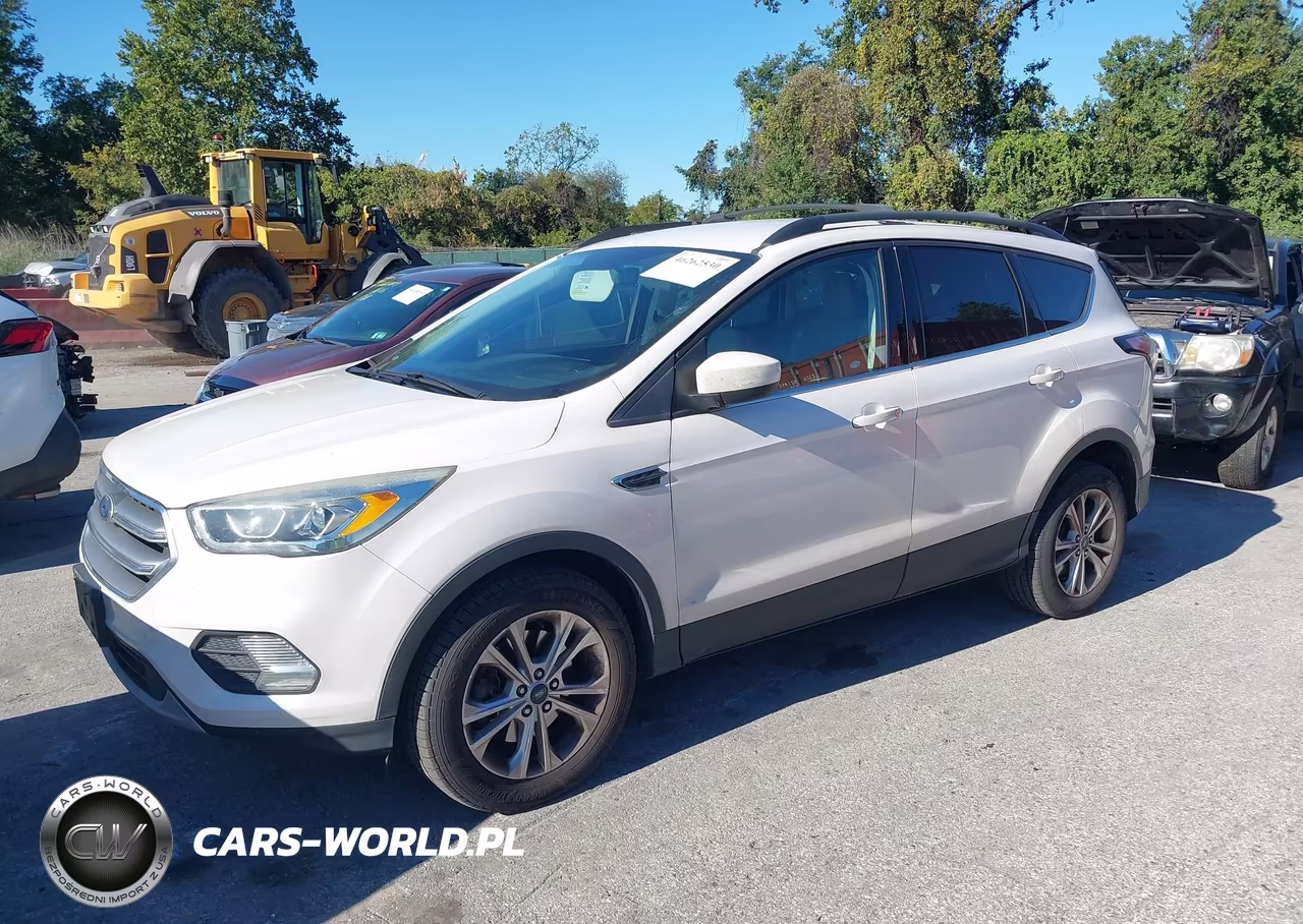 2017 Ford Escape Se VIN:1FMCU9GD5HUB64438 - 2