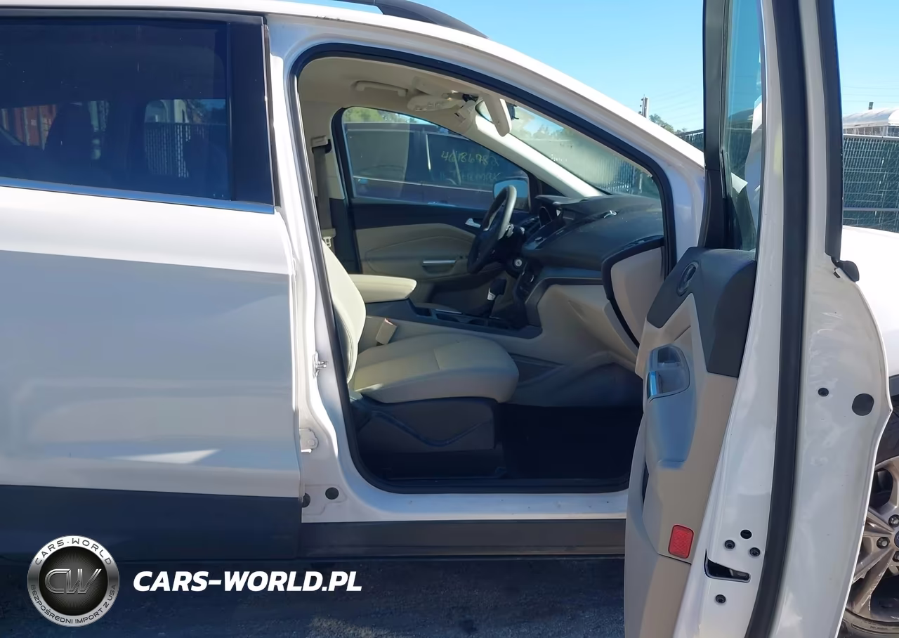 2017 Ford Escape Se VIN:1FMCU9GD5HUB64438 - 5