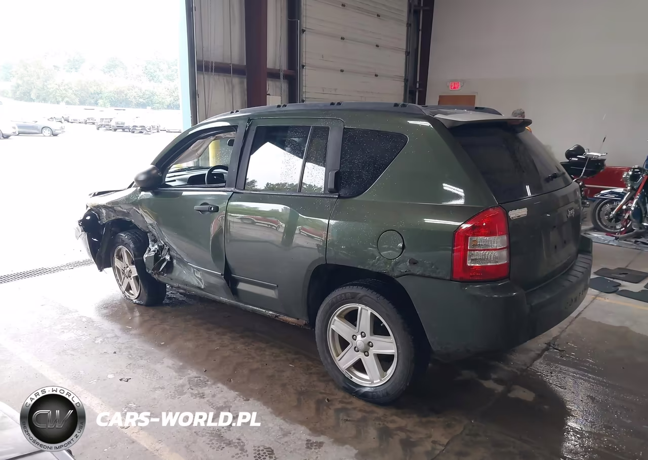 2008 Jeep Compass Sport VIN:1J8FT47W98D784078 - 3