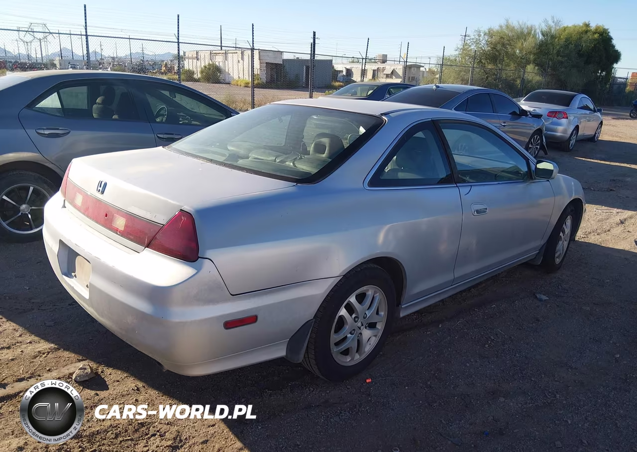 2001 Honda Accord 3.0 Ex VIN:1HGCG22501A010778 - 4