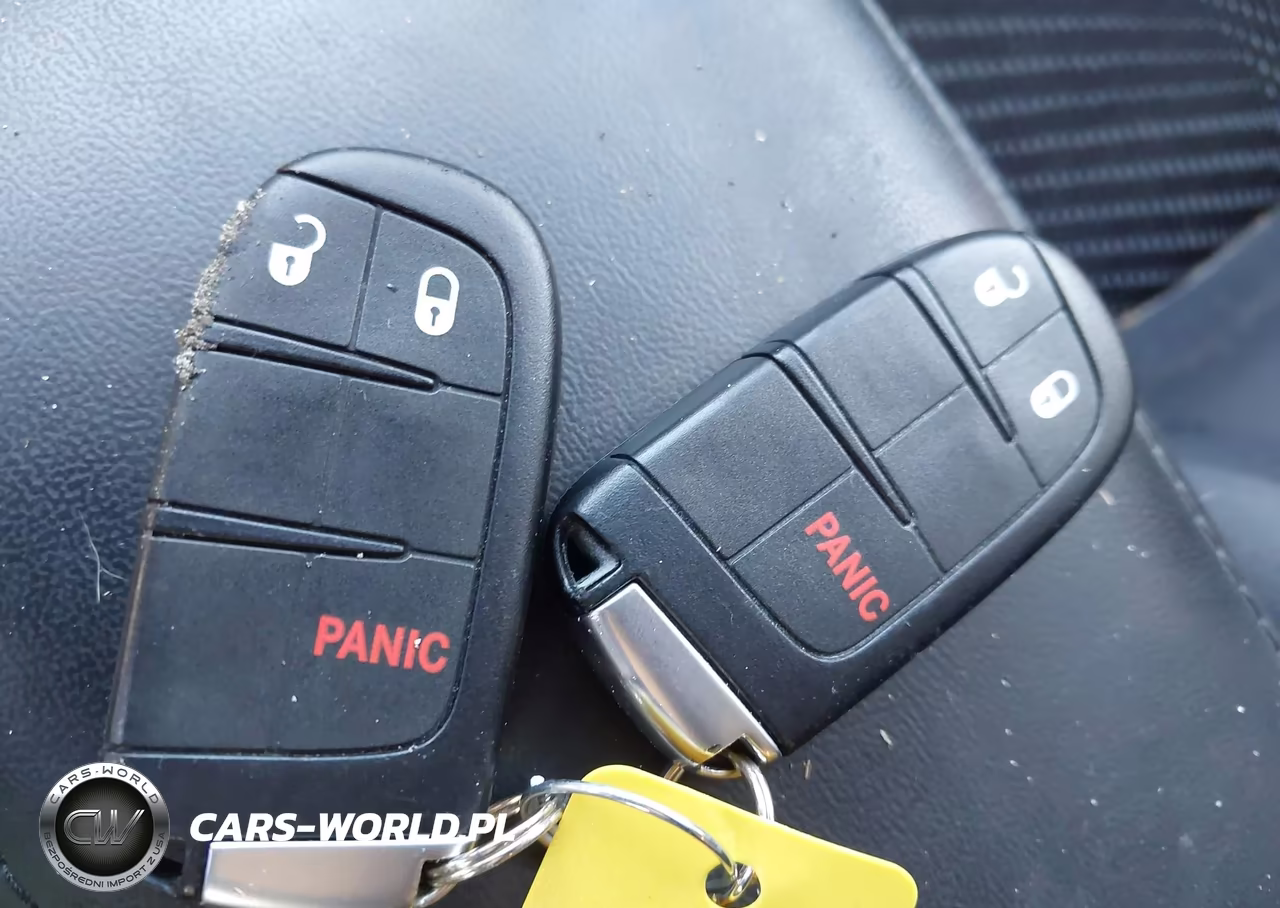 2018 Dodge Journey Se VIN:3C4PDCABXJT166941 - 11