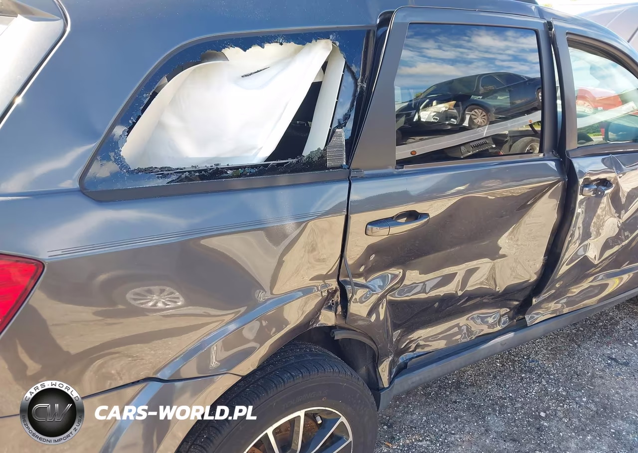 2018 Dodge Journey Se VIN:3C4PDCABXJT166941 - 6