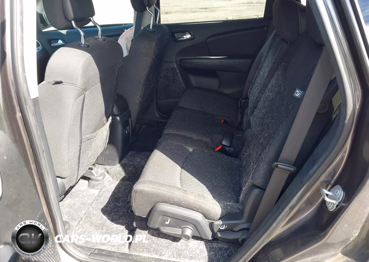 2018 Dodge Journey Se VIN:3C4PDCABXJT166941 - 8
