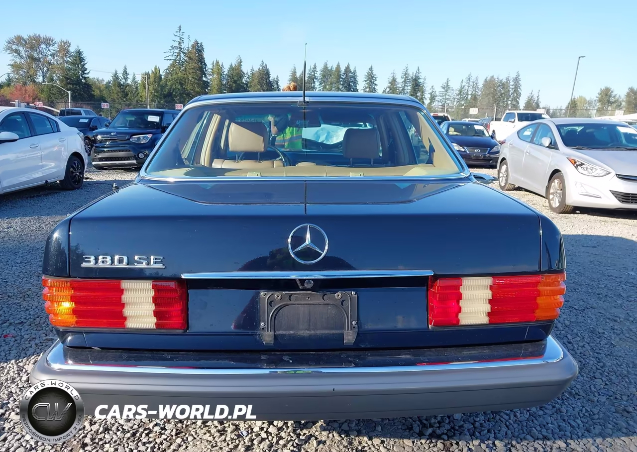 1984 Mercedes-Benz 380 Se VIN:WDBCA32A6EA067221 - 16