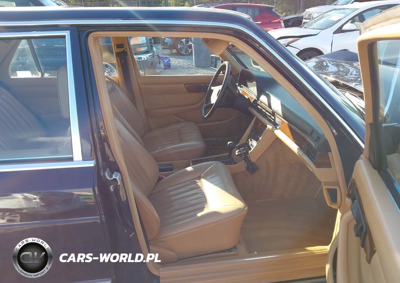 1984 Mercedes-Benz 380 Se VIN:WDBCA32A6EA067221 - 17