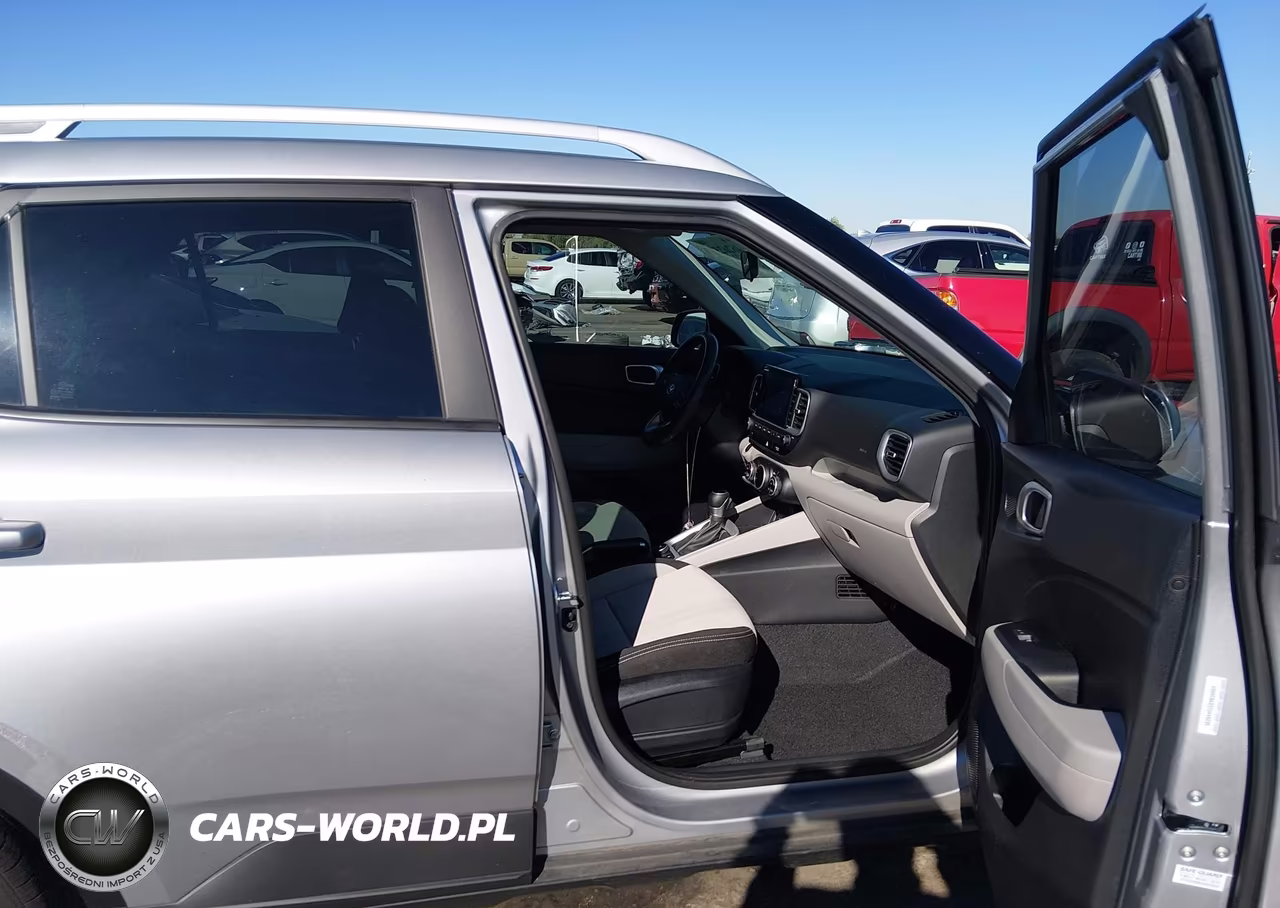 2026 Hyundai Venue Sel VIN:KMHRC8A33TU449235 - 5